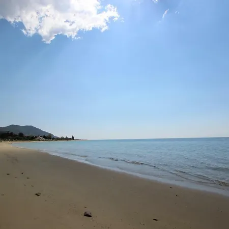 Kariani Beach Apartment Lägenhet