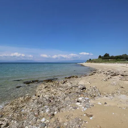 Apartment Kariani Beach Apartment