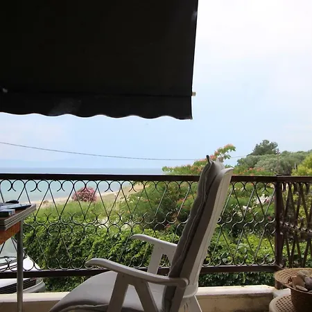 Kariani Beach Apartment Daire *