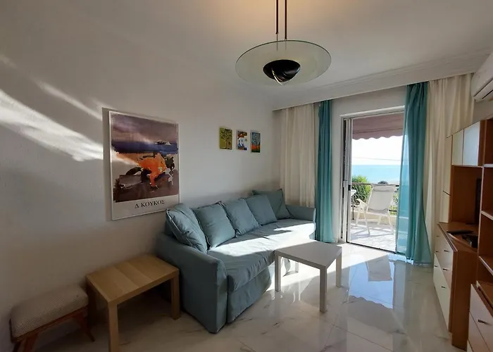 Kariani Beach Apartment