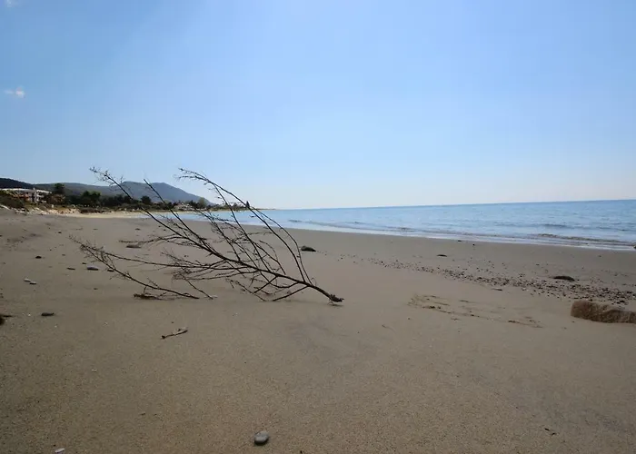 Kariani Beach Apartment Apartamento Karianí