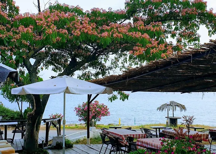 Appartamento Kariani Beach Apartment